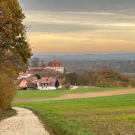 Holzliebe Mit Donaublick Διαμέρισμα *
