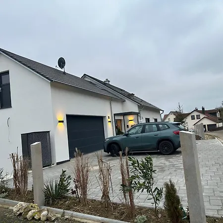 아파트 Holzliebe Mit Donaublick Kaisheim